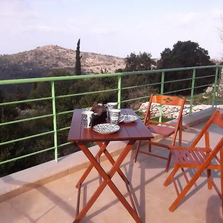 Alexia's House بيت للعطل Chortáta