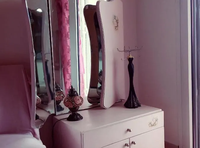 Alexia's House Tatil Evi *